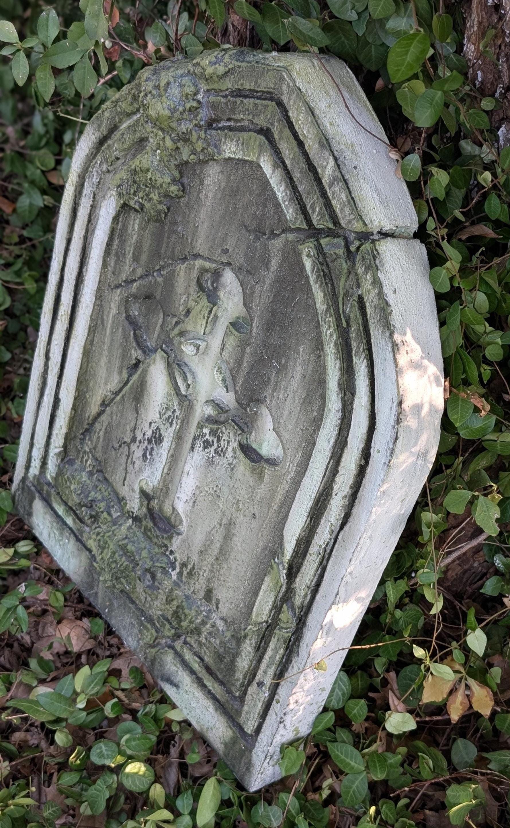 Premade Gothic Cross Gravestone Prop – White - product photo 2